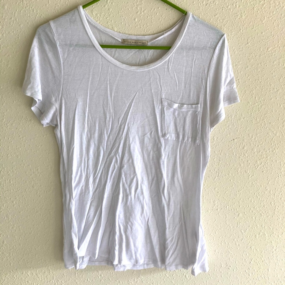 Black and white basic t shirts